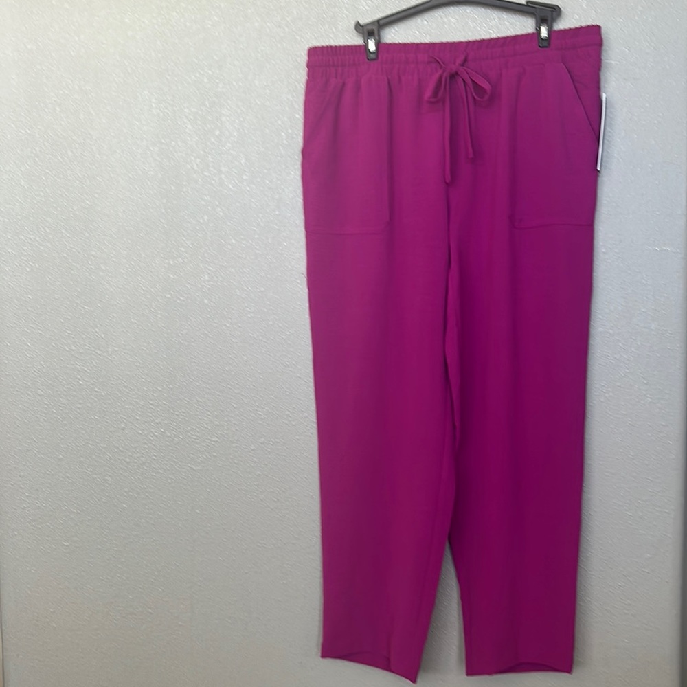 NWT Magenta Lightweight Summer Pants Size Large
